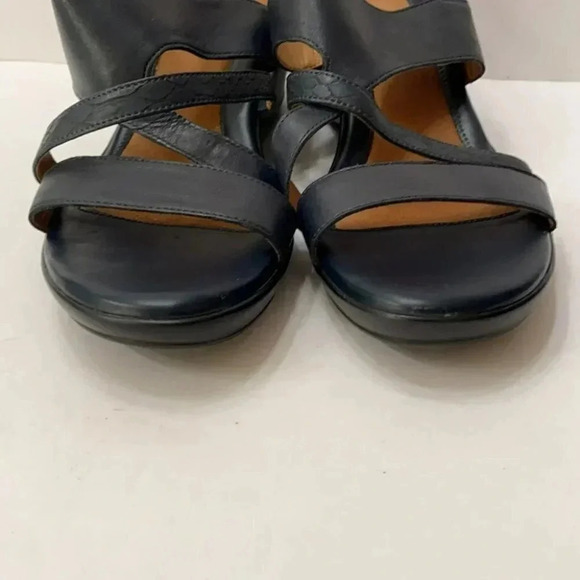 Naturalizer Tenor 9W Navy 2" comfort wedges - Picture 6 of 8